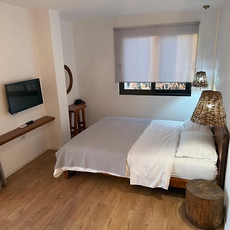 Kanes Bohemian Boutique Hotel Sarandë Exteriör bild