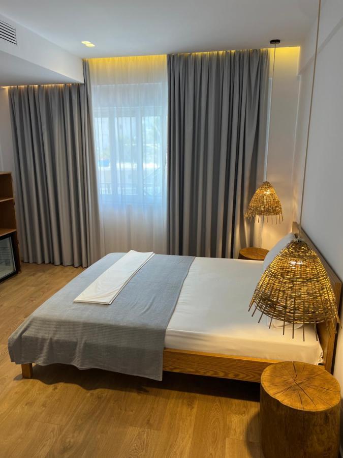 Kanes Bohemian Boutique Hotel Sarandë Exteriör bild